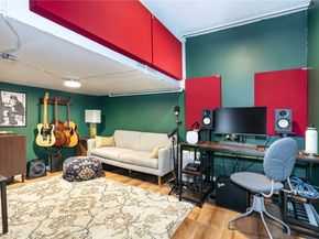 4938 1/2 McConnell Avenue, Los Angeles CA 90066