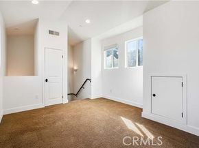 6300 Honolulu 205, La Crescenta CA 91214