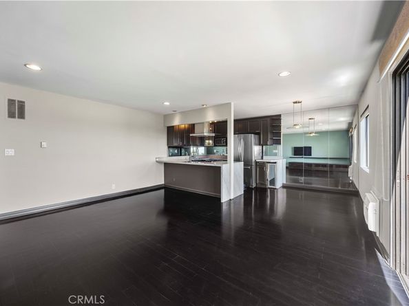 1930 N Vermont 302, Los Angeles CA 90027