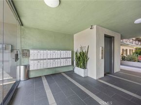 1930 N Vermont 302, Los Angeles CA 90027