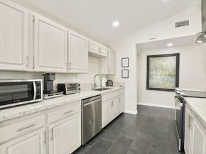 9452 Larrabee Avenue, San Diego CA 92123