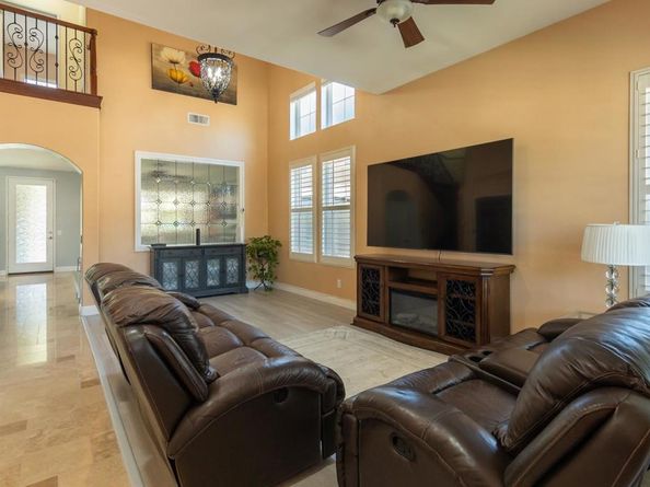 2574 Saddleback Street, Chula Vista CA 91914