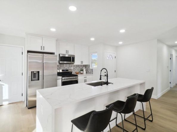 2861 Donax Avenue, San Diego CA 92154
