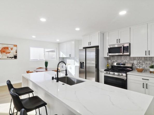 2861 Donax Avenue, San Diego CA 92154