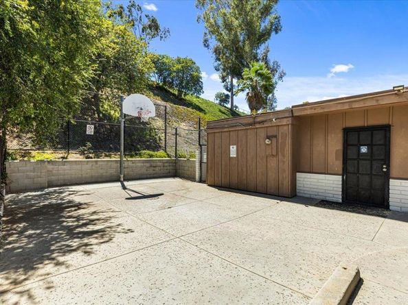 6670 Bell Bluff Avenue, San Diego CA 92119