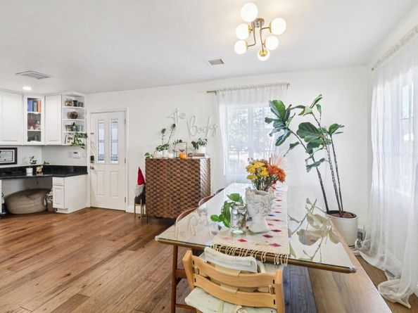 4877 Twain Avenue, San Diego CA 92120