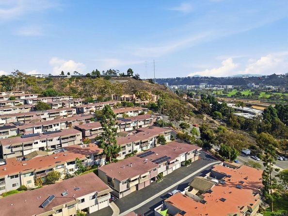 6354 Caminito Basilio, San Diego CA 92111