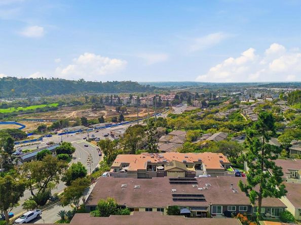 6354 Caminito Basilio, San Diego CA 92111