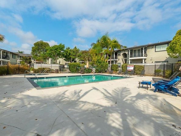 506 Canyon Drive 6, Oceanside CA 92054