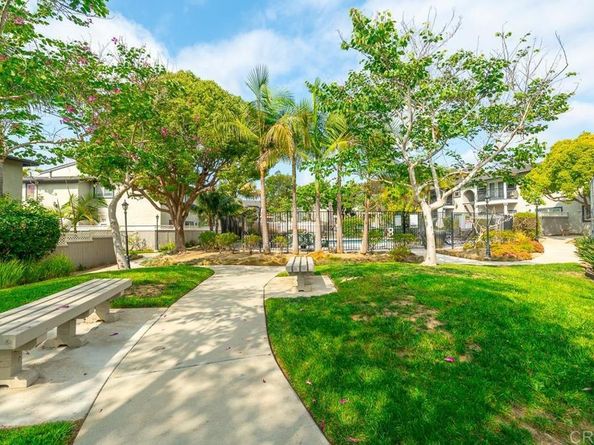 506 Canyon Drive 6, Oceanside CA 92054