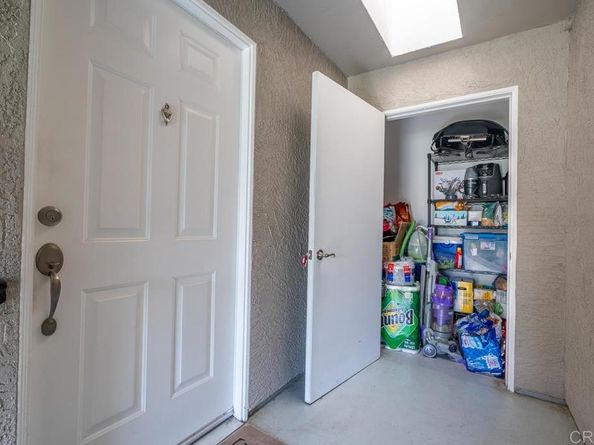 506 Canyon Drive 6, Oceanside CA 92054