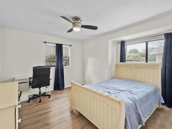 4971 Vista Pl B, San Diego CA 92116