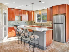 5424 Princess View Pl, San Diego CA 92120