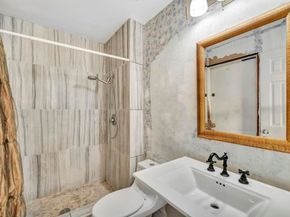 5424 Princess View Pl, San Diego CA 92120