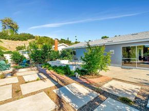 5424 Princess View Pl, San Diego CA 92120