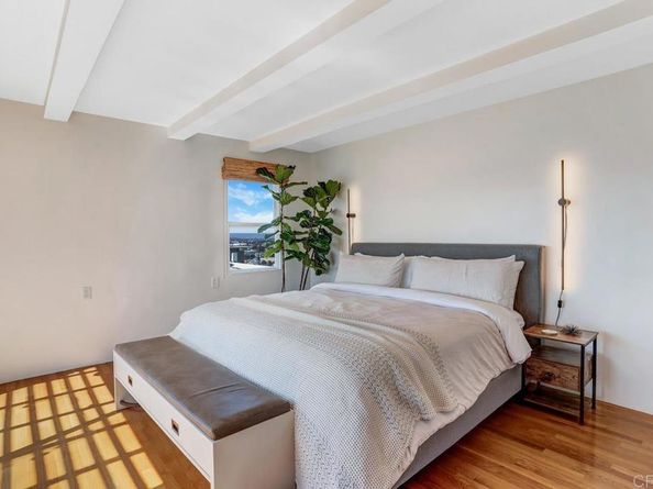 2204 2206 Albatross Street, San Diego CA 92101