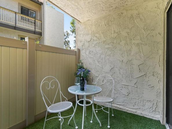 9959 Azuaga Street 105, San Diego CA 92129