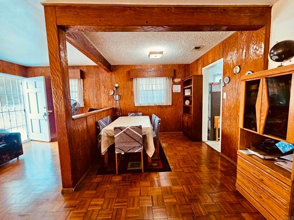 3333 Delta Avenue, Long Beach CA 90810