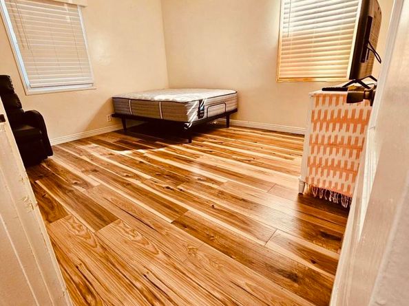 3333 Delta Avenue, Long Beach CA 90810