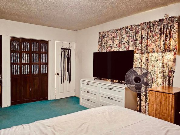 3333 Delta Avenue, Long Beach CA 90810