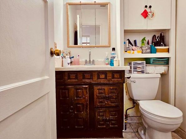 3333 Delta Avenue, Long Beach CA 90810