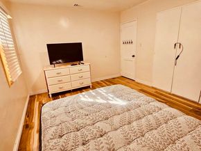 3333 Delta Avenue, Long Beach CA 90810