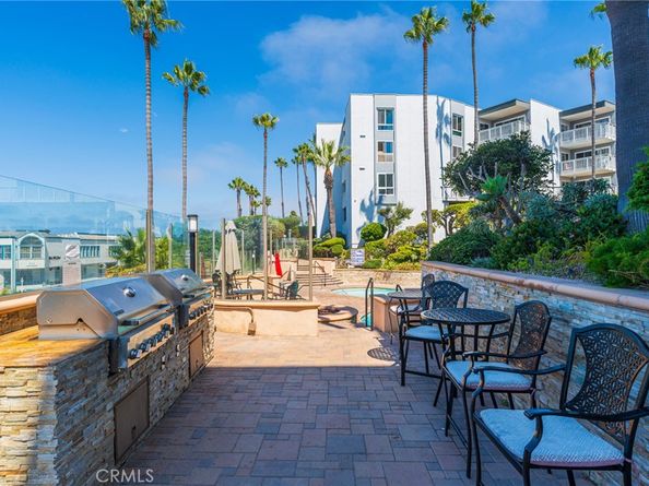 630 The Village 112, Redondo Beach CA 90277