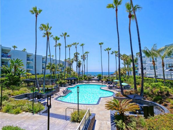 630 The Village 112, Redondo Beach CA 90277