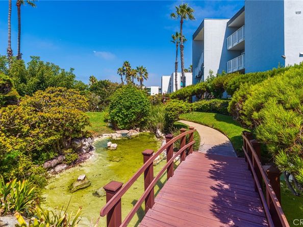 630 The Village 112, Redondo Beach CA 90277