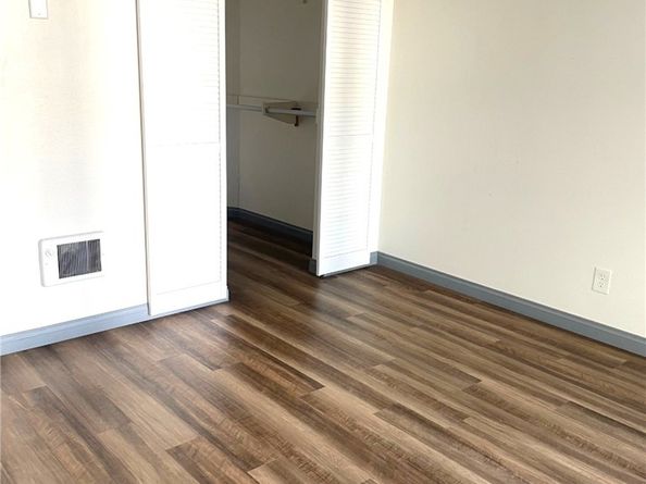 630 The Village 112, Redondo Beach CA 90277