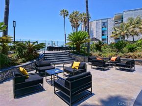 630 The Village 112, Redondo Beach CA 90277