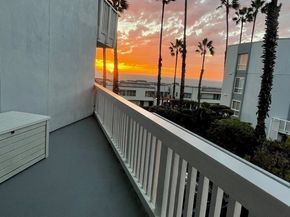 630 The Village 112, Redondo Beach CA 90277
