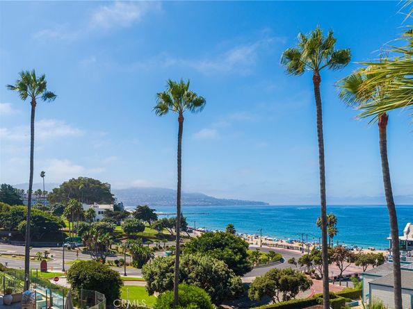 630 The Village 112, Redondo Beach CA 90277