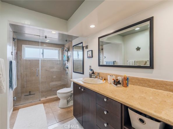 432 South Hamel Road 302, Los Angeles CA 90048