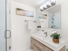 810 Camino Real 104, Redondo Beach CA 90277