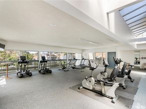 810 Camino Real 104, Redondo Beach CA 90277
