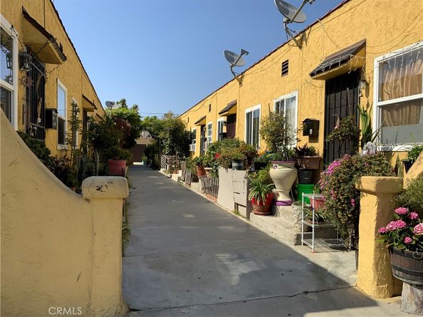 323 W Ross Place, Wilmington CA 90744