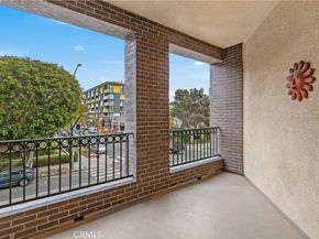 395 E. 4th 25, Long Beach CA 90802