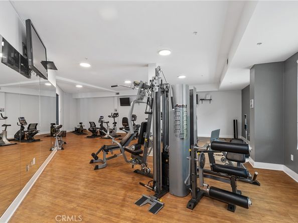395 E. 4th 25, Long Beach CA 90802