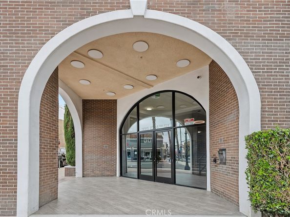 395 E. 4th 25, Long Beach CA 90802