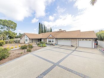 1610 Golden View Drive