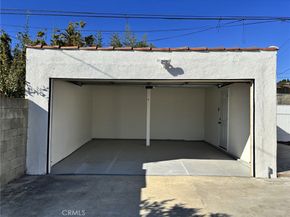 5951 Madden Avenue, Los Angeles CA 90043
