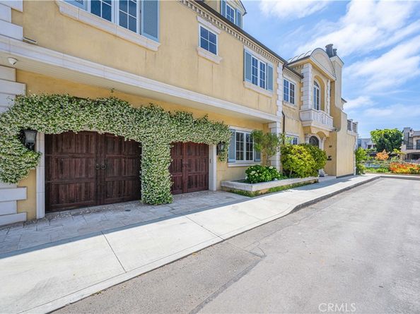 59 Rivo Alto Canal, Long Beach CA 90803
