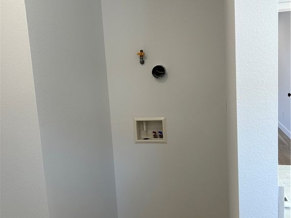 2033 W Burnett Street, Long Beach CA 90810