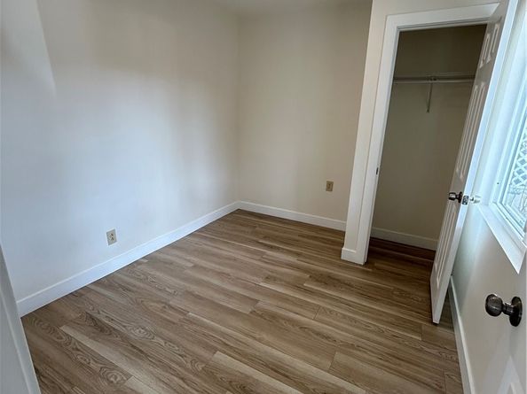 2033 W Burnett Street, Long Beach CA 90810