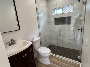 2033 W Burnett Street, Long Beach CA 90810