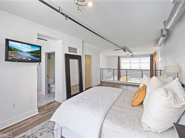 919 E Santa Ana Boulevard, Santa Ana CA 92701