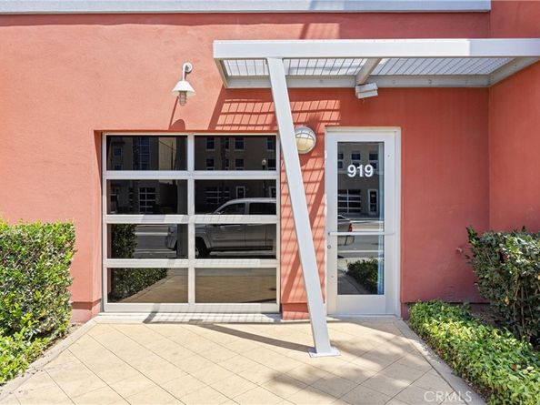 919 E Santa Ana Boulevard, Santa Ana CA 92701
