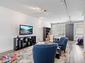 919 E Santa Ana Boulevard, Santa Ana CA 92701