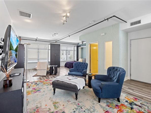 919 E Santa Ana Boulevard, Santa Ana CA 92701